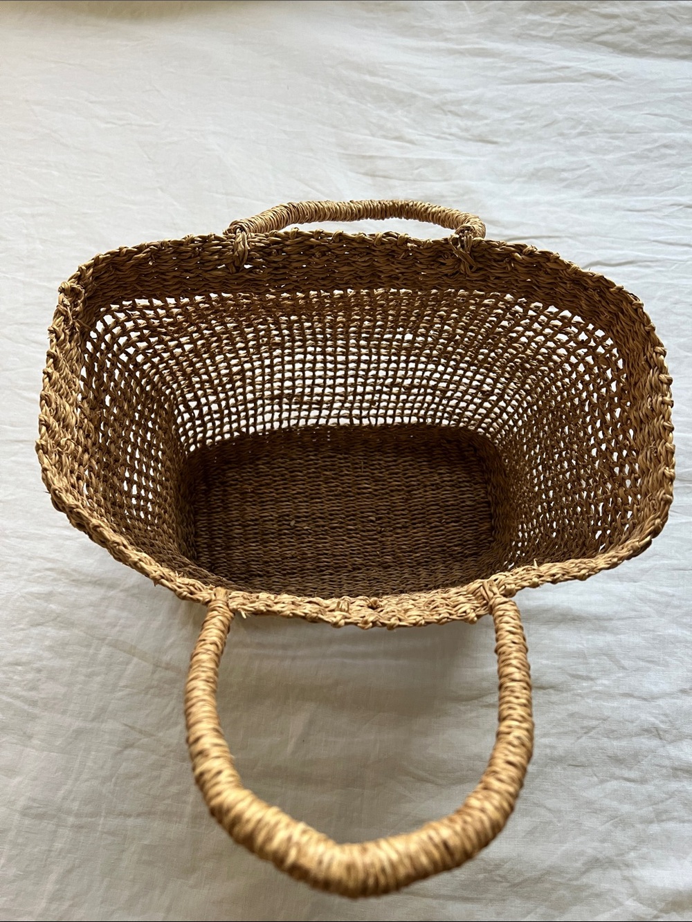 Jolie Market Bag Woven Straw Tote Bag in Natural Brown - Picture 2 of 2